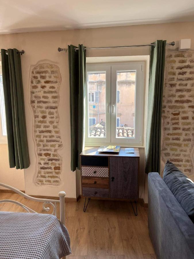 דירות Corfu  Cosy Old Port Apt In Old Town מראה חיצוני תמונה