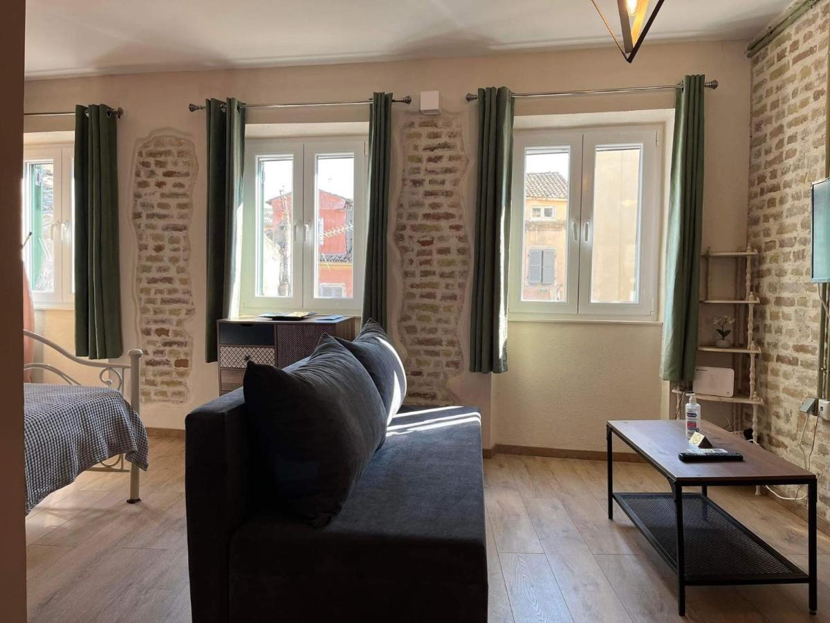 דירות Corfu  Cosy Old Port Apt In Old Town מראה חיצוני תמונה